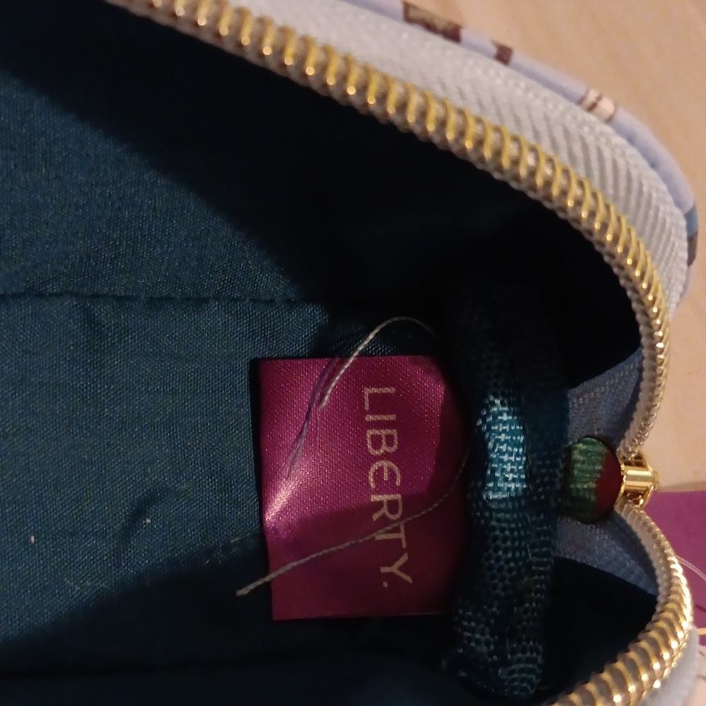 Liberty Cosmetic/Pencil Case NWT - Picture 3 of 4